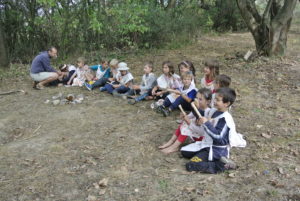 Někteří z našich školáků - domorodců na táboře